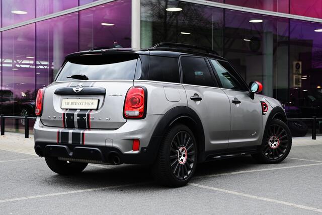 Mini COUNTRYMAN John Cooper Works ALL4 Automaat / Panoramadak / JCW Sportstoelen / LED / Comfort Access / Head-Up / Park Assistant