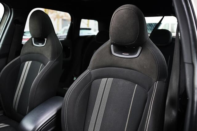 Mini COUNTRYMAN John Cooper Works ALL4 Automaat / Panoramadak / JCW Sportstoelen / LED / Comfort Access / Head-Up / Park Assistant