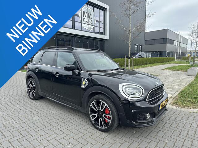 Mini COUNTRYMAN 2.0 Cooper SE ALL4 JCW Pano, Leder, Camera, H&K, Carplay