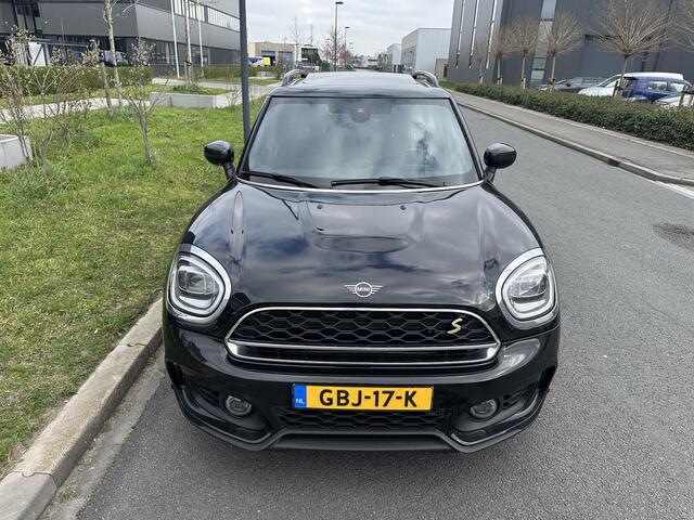 Mini COUNTRYMAN 2.0 Cooper SE ALL4 JCW Pano, Leder, Camera, H&K, Carplay