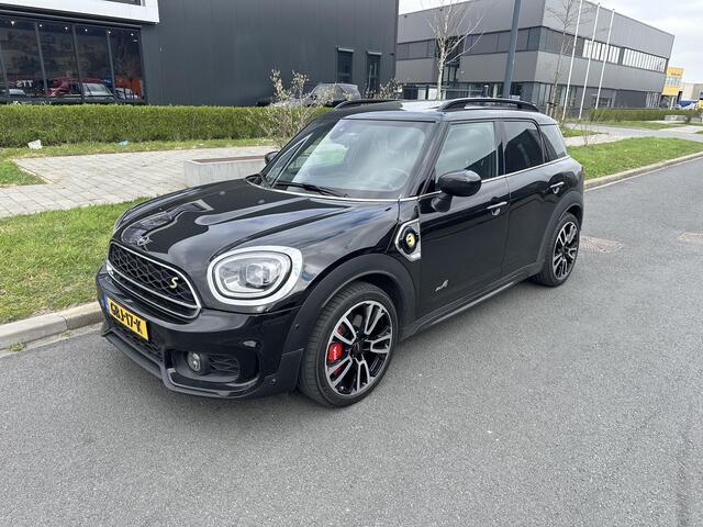 Mini COUNTRYMAN 2.0 Cooper SE ALL4 JCW Pano, Leder, Camera, H&K, Carplay
