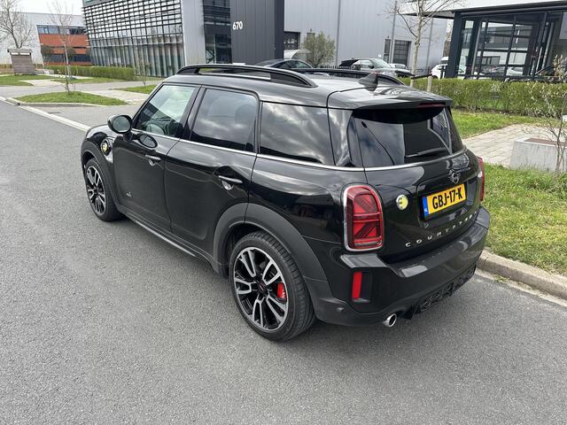 Mini COUNTRYMAN 2.0 Cooper SE ALL4 JCW Pano, Leder, Camera, H&K, Carplay