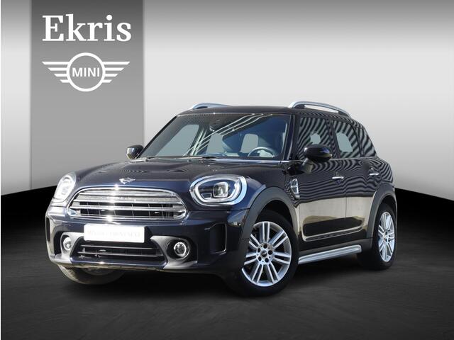 Mini COUNTRYMAN Cooper | Younique Trim + Comfort Plus Pakket + Trekhaak + Driving Assistant + Apple Carplay + Camera + Stuurwielverwarming + Comfort Acces + 18'' Pair Spoke