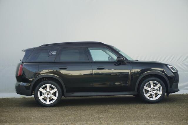 Mini COUNTRYMAN C Classic / Pakket M / Stoel- en Stuurverwarming/ Comfort Acces / Panorama Dak / Trekhaak / Head-Up