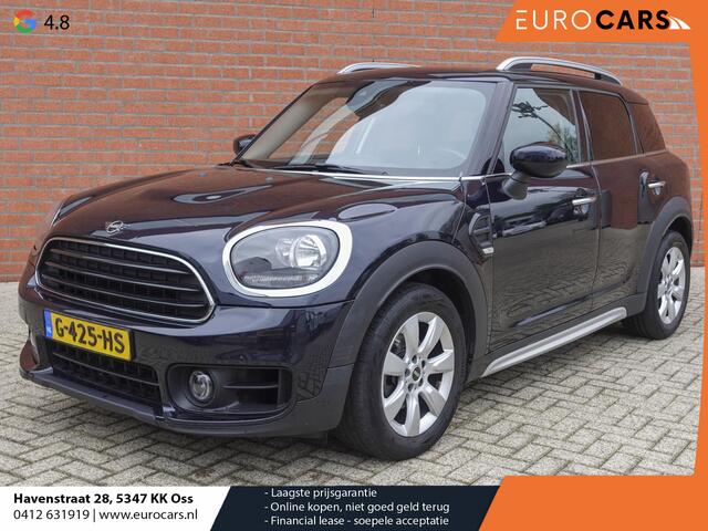 Mini COUNTRYMAN Mini 1.5 One Pepper Navigatie Parkeersensoren achter Cruise Control Airco 17" Lichtmetalen Velgen Dakrails