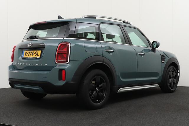 Mini COUNTRYMAN Mini 1.5 Aut. One Digi. Dash Sage Green Metallic lak