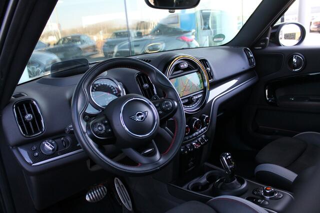 Mini COUNTRYMAN John Cooper Works ALL4 Chili Automaat / Panoramadak / Achteruitrijcamera / Active Cruise Control / Comfort Access / Apple CarPlay / Head-Up