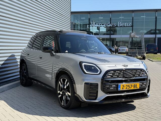 Mini COUNTRYMAN 1.5 C John Cooper Works XL Pano/360Camera/Massage/Trekhaak 2e Paasdag geopend van 12 tot 16 uur