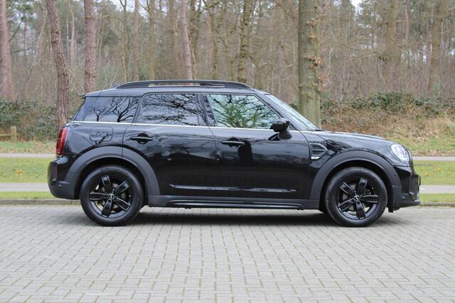 Mini COUNTRYMAN Mini 1.5 One Classic Panoramadak, Head up display Sportstoelen, Stoelverwarming, DAB, MINI Driving Modus, Pakket Comfort, Zichtpakket, Navigatie Plus, Classic uitvoering, Keyless, etc.