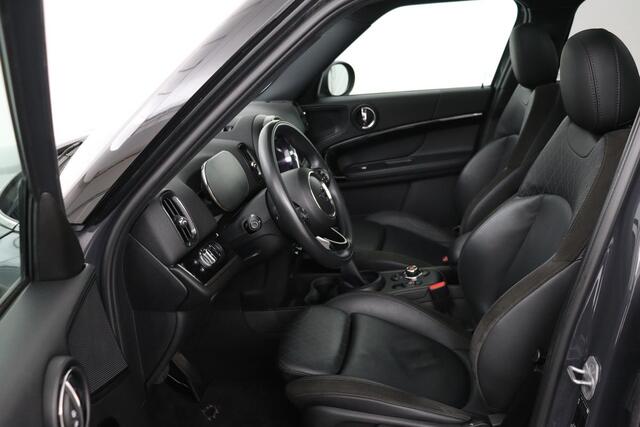 Mini COUNTRYMAN 2.0 Cooper S E ALL4 Chili | Panoramadak | Carplay | Camera | Sportstoelen | Park Assist | Navigatie | Keyless | Climate control | PHEV