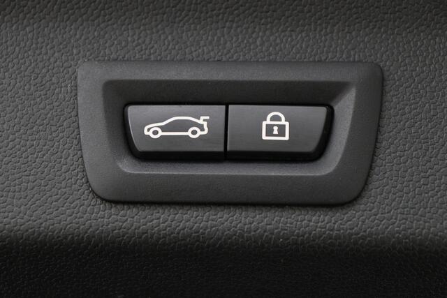 Mini COUNTRYMAN 2.0 Cooper S E ALL4 Chili | Panoramadak | Carplay | Camera | Sportstoelen | Park Assist | Navigatie | Keyless | Climate control | PHEV