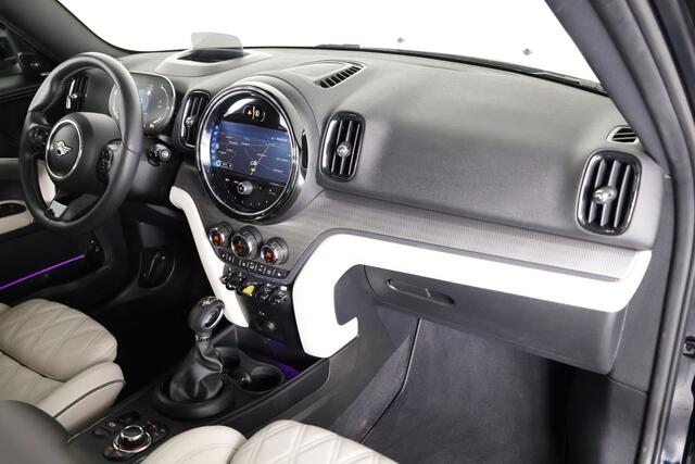 Mini COUNTRYMAN Mini 2.0 Cooper S E ALL4 MINI Yours / Opendak / LED / HK / HUD / Pilot assist