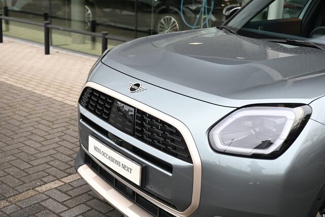 Mini COUNTRYMAN C Automaat / Favoured Trim / Pakket XL / 19" Kaleido Spoke 2-tone