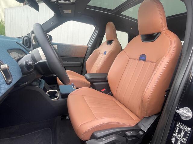 Mini COUNTRYMAN Mini 1.5 C Favoured M / leder / Panodak
