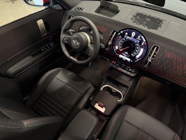 Mini COUNTRYMAN Mini 2.0 JCW ALL4 300pk John Cooper Works XL l PANO-DAK l 20 INCH l LEDER l HUD l 11.000km
