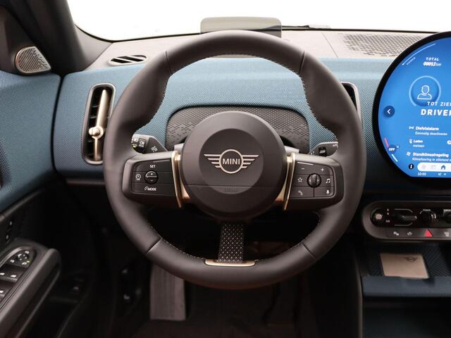 Mini COUNTRYMAN SE ALL4 Favoured + Package L