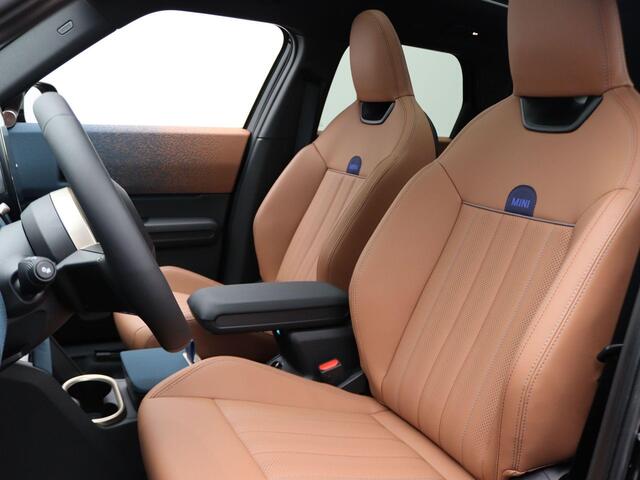 Mini COUNTRYMAN SE ALL4 Favoured + Package L