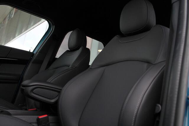Mini COUNTRYMAN Cooper Classic Automaat / Premium Pakket / Achteruitrijcamera / Comfort Access / LED / Comfortstoelen / Stoelverwarming
