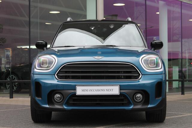 Mini COUNTRYMAN Cooper Classic Automaat / Premium Pakket / Achteruitrijcamera / Comfort Access / LED / Comfortstoelen / Stoelverwarming