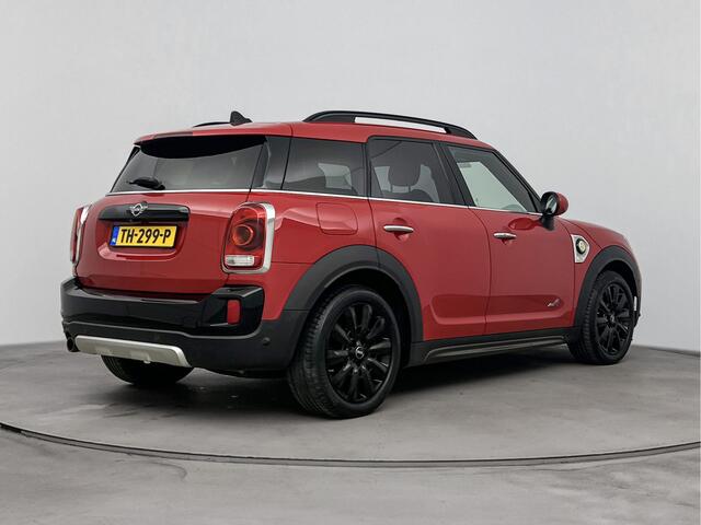 Mini COUNTRYMAN 2.0 Cooper S E ALL4 Chili AWD | Stoelverwarming | Achteruitrijcamera | Parkeersensoren |