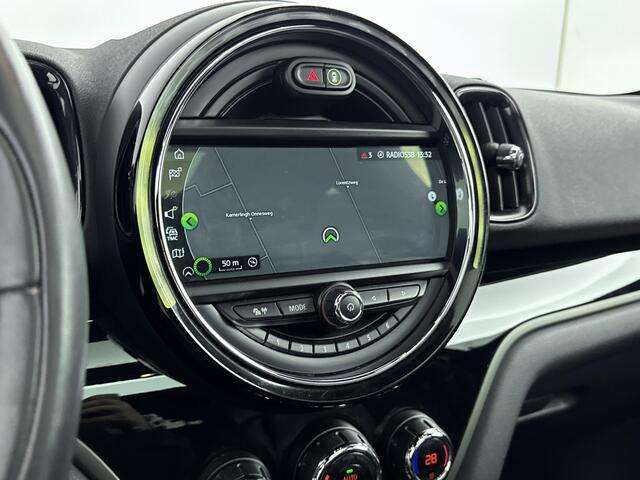 Mini COUNTRYMAN 2.0 Cooper S E ALL4 Chili AWD | Stoelverwarming | Achteruitrijcamera | Parkeersensoren |