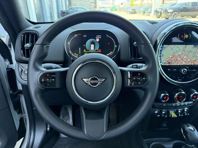 Mini COUNTRYMAN 2.0 Cooper S E ALL4 Pano/Camera/HUD/Apple