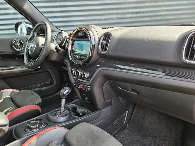 Mini COUNTRYMAN Mini 2.0 John Cooper Works ALL4 Chili 231pk | Panodak | Adaptive Cruise | Alcantara Sportstoelen | Trekhaak Afn. | Harman Kardon | Apple Carplay | 19"L.M | Camera | Keyless |