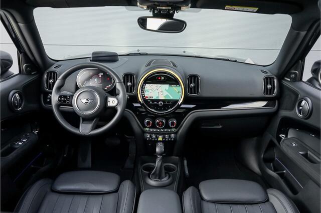 Mini COUNTRYMAN Mini Cooper S E ALL4 Classic Pano Leder Camera 19"