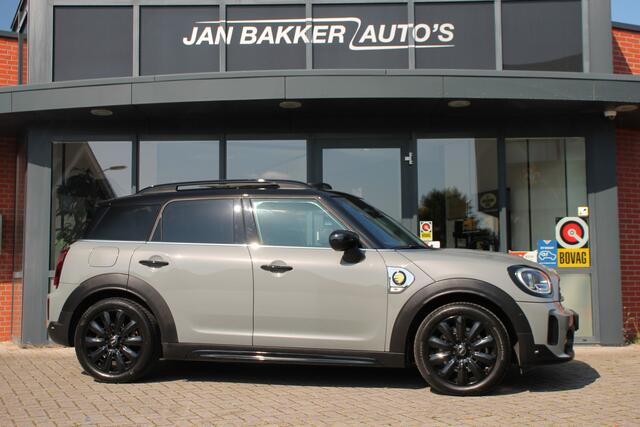 Mini COUNTRYMAN Mini 2.0 Cooper S E ALL4 ? panorama dak ? Leder ? Carplay ?