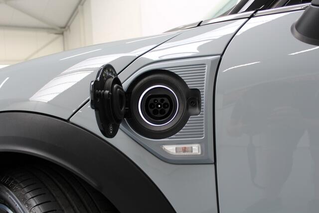 Mini COUNTRYMAN Mini 2.0 Cooper S E ALL4 Untamed Edition PHEV HYBRID | BOMVOL!! | PANORAMADAK | LEER | WERKELIJK ALS NIEUW!!