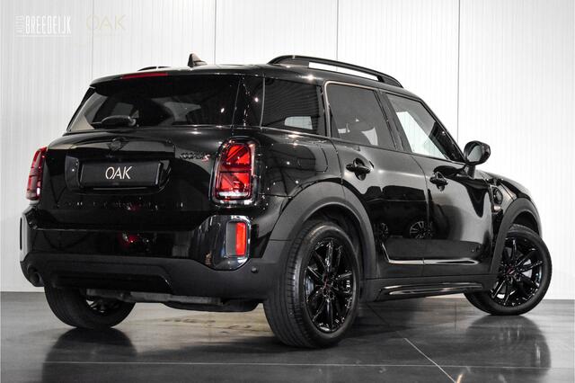 Mini COUNTRYMAN Cooper SE Hybrid ALL4 Classic | Navigatie | Leder | LED | 18"LM | Camera | NL Auto | Midnight Black