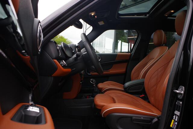 Mini COUNTRYMAN Mini 2.0 Cooper S E ALL4 Chili 220 PK PHEV, Panoramadak, Leder, Adap. Cruise Control, Camera
