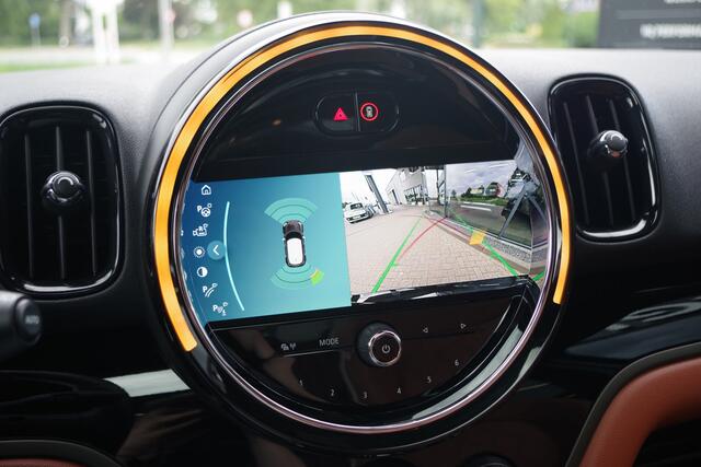 Mini COUNTRYMAN Mini 2.0 Cooper S E ALL4 Chili 220 PK PHEV, Panoramadak, Leder, Adap. Cruise Control, Camera