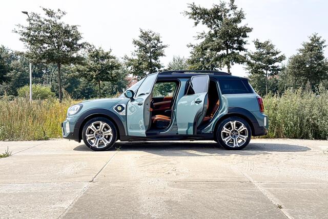 Mini COUNTRYMAN 2.0 Cooper S E ALL4 MINI Yours | Harman Kardon | Stoelverwarming | Glazen Panoramadak |