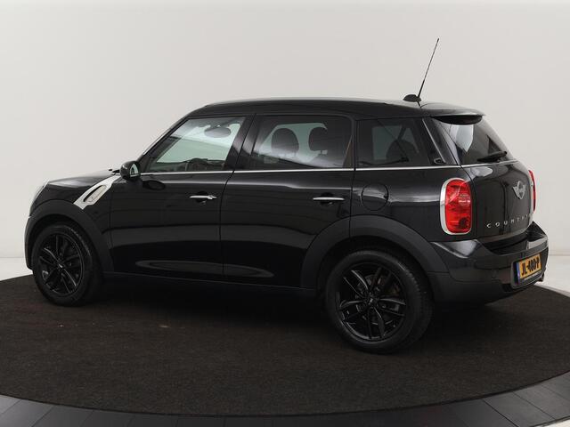 Mini COUNTRYMAN 1.6 Cooper Chili | Stoelverwarming | Navigatie | Climate control | Bluetooth | Cruise control | Half leder | Parkeerhulp