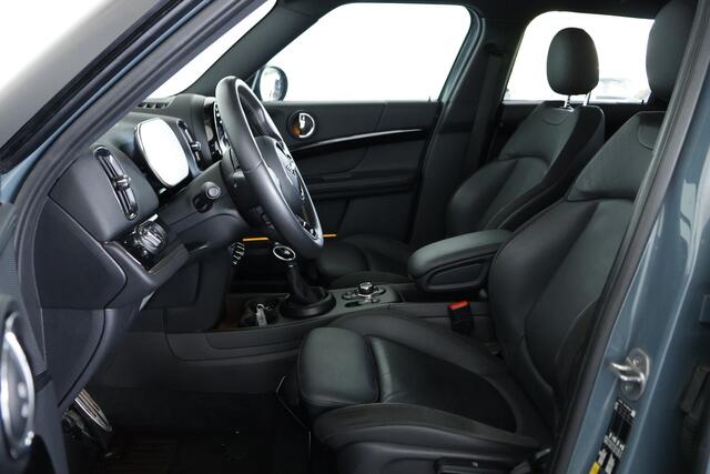 Mini COUNTRYMAN Mini 2.0 Cooper S E ALL4 John Cooper Works / Opendak / Leder / HUD / LED / CarPlay