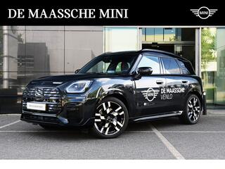 mini-countryman-e---john-cooper-wor