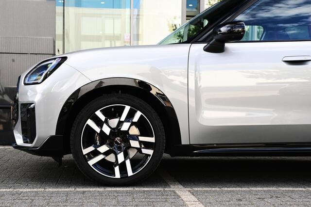 Mini COUNTRYMAN S ALL4 Automaat / John Cooper Works / Pakket L / 20" JCW Flag Spoke 2-tone