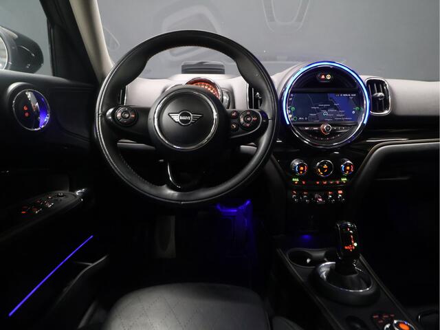Mini COUNTRYMAN Mini 2.0 Cooper S Hammersmith [SCHUIFKANTELDAK, APPLE CARPLAY, VOL LEDER, HEAD-UP, STOELVERWARMING, PDC V+A, CRUISE, CLIMATE, NIEUWSTAAT]