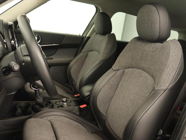 Mini COUNTRYMAN 2.0 Cooper S E ALL4 | Carplay | Half leder | Navigatie | Cruise control | 19'' | Airco | Full LED | Digital Cockpit | Parkeerhulp | PHEV | Plug In