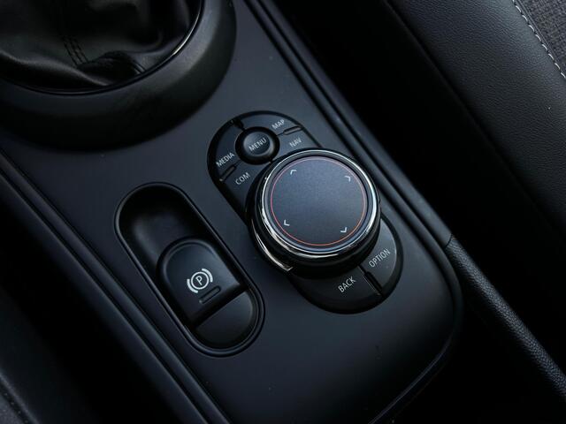 Mini COUNTRYMAN Mini 2.0 Cooper S E ALL4 Chili CARPLAY | CAMERA | STOELVERWARMING /