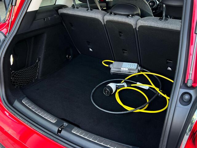 Mini COUNTRYMAN Mini 2.0 Cooper S E ALL4 Chili CARPLAY | CAMERA | STOELVERWARMING /