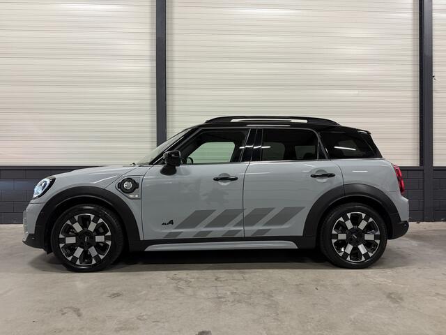Mini COUNTRYMAN 2.0 Cooper SE ALL4 Untamed Edition MOMENTUM-GREY/HIGHLAND-GREEN LEER/PANO/H&K/HEAD-UP/CAMERA/18"TWO-TONE/UNION-FLAG A.LICHTEN/UNIEKE AUTO