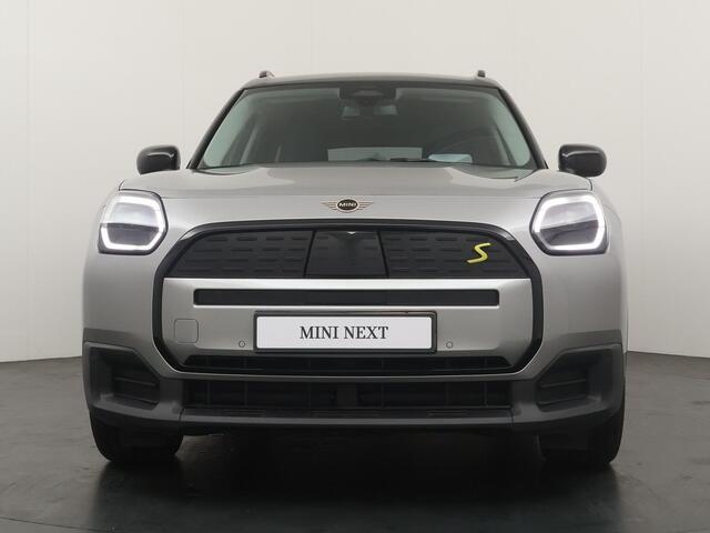 Mini COUNTRYMAN SE ALL4 Classic M Plus |Panoramadak|Trekhaak|Head-up|Climate Control|Stoelverwarming|
