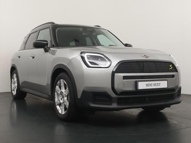 Mini COUNTRYMAN SE ALL4 Classic M Plus |Panoramadak|Trekhaak|Head-up|Climate Control|Stoelverwarming|