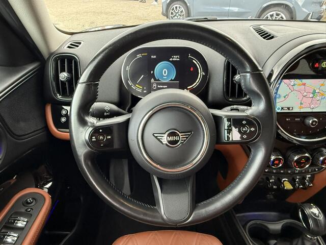 Mini COUNTRYMAN Mini 2.0 Cooper S E ALL4 Classic Leer Cruise Control Navigatie Carplay PDC Stoelverwarming Voorruitverwarming