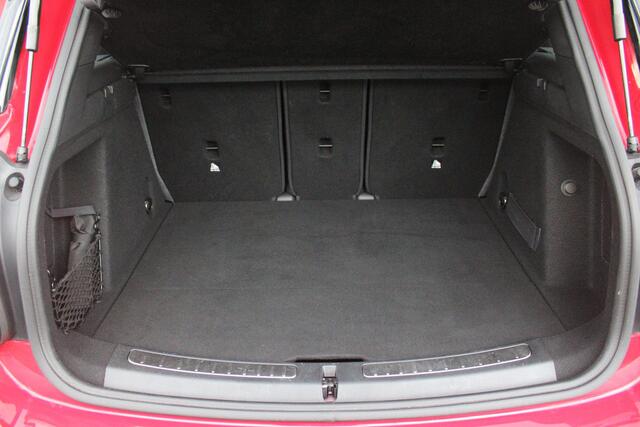 Mini COUNTRYMAN MINI 2.0 192PK Cooper S Chili | NAVIGATIE | CRUISE CONTROL | CLIMATE CONTROL | KEYLESS ENTRY | PARKEERSENSOREN ACHTER | 18" LICHTMETALEN VELGEN | SFEER VERLICHTING | LED KOPLAMPEN / LED MISTLAMPEN | ELEKTRISCH INKLAPBARE BUITENSPIEGELS |