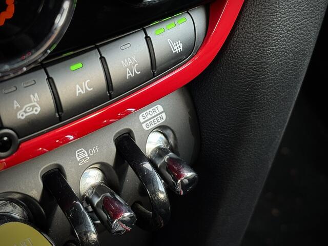 Mini COUNTRYMAN Mini 2.0 Cooper S E ALL4 John Cooper Works | JCW Sportstoelen | Panoramadak | Harman Kardon | Keyless Entry | Black Exterior Pack