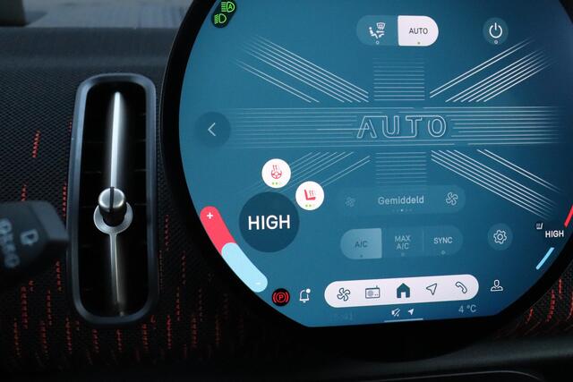 Mini COUNTRYMAN Mini 2.0 S ALL4 John Cooper Works XL | MEMORY | LEDER | PANO | H&K | STOEL/STUURVERW. | TREKHAAK | 360° CAMERA | HEAD-UP | CRUISE |