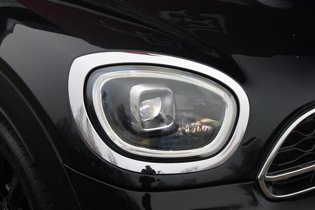 Mini COUNTRYMAN Mini 2.0 Cooper S E 220PK ALL4 CHILI | UNION JACK ACHTERLICHTEN | LEDEREN BEKLEDING | ELEKTRISCH BEDIENBARE VOORSTOELEN MET GEHEUGENFUNSCTIE OP DE BESTUURDERSSTOEL | STOEL/VOORRUIT VERWARMING | FULL LED KOPLAMPEN | DRAADLOZE APPLE CARPLAY/ANDROID AUTO | D